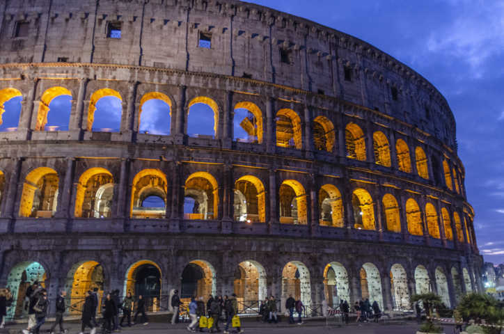 204 - Italia - Roma - El Coliseo